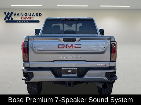 Used 2024 GMC Sierra 2500 AT4 w/ AT4 Premium Plus Package AWD/4WD image 6