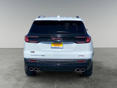 Used 2024 GMC Acadia AT4 AWD/4WD image 4