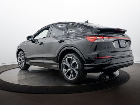 Certified 2023 Audi Q4 e-tron Premium Plus w/ Premium Plus AWD/4WD image 5