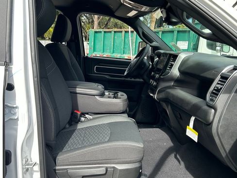 New 2025 RAM 2500 Big Horn image 32