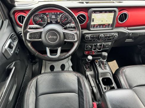Used 2020 Jeep Wrangler Unlimited Rubicon w/ Dual Top Group AWD/4WD image 20