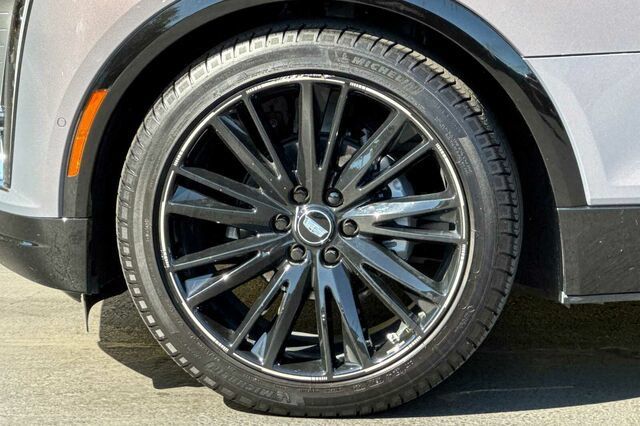 Certified 2024 Cadillac Lyriq Luxury w/ Nappa Leather Package AWD/4WD image 25