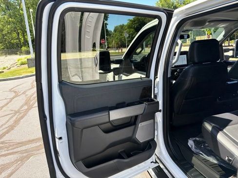 Used 2022 Ford F150 Lariat AWD/4WD image 25