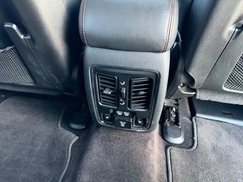 Used 2017 Dodge Durango R/T w/ Trailer Tow Group IV image 28