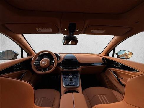 New 2026 Aston Martin DBX 707 image 13