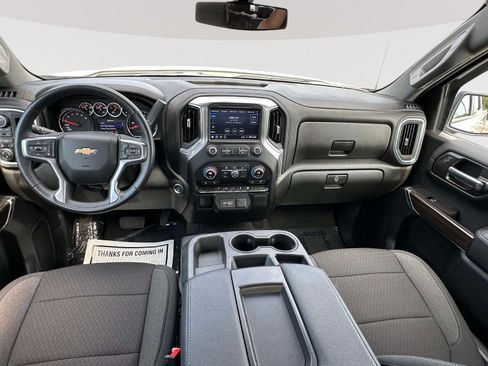 Used 2022 Chevrolet Silverado 1500 LT AWD/4WD image 7