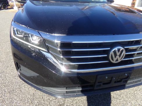 Used 2020 Volkswagen Passat 2.0T SE image 4