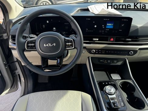 New 2026 Kia Carnival SX image 13