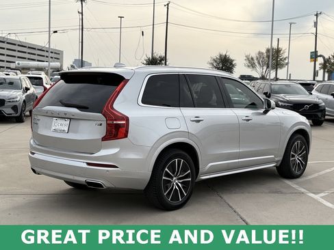 Used 2020 Volvo XC90 T6 Momentum image 6