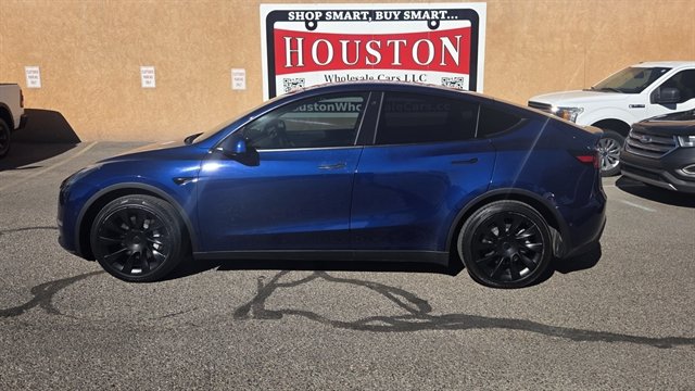 Used 2020 Tesla Model Y Long Range AWD/4WD image 1