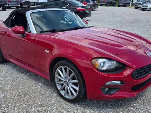 Used 2017 FIAT 124 Spider Lusso RWD image 26