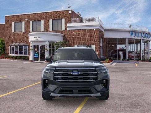 Used 2026 Ford Explorer Active w/ Active Comfort Package AWD/4WD image 6
