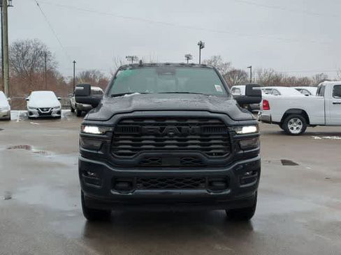 Used 2026 RAM 2500 Big Horn AWD/4WD image 3