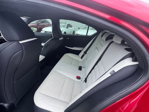 Used 2023 Lexus IS 350 F Sport image 14