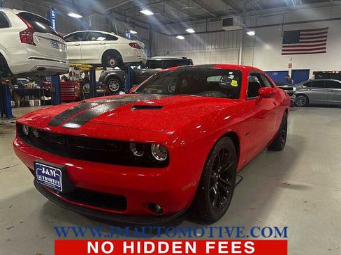 Used 2018 Dodge Challenger R/T w/ Driver Convenience Group image 1