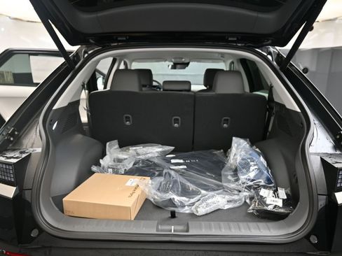 New 2025 Hyundai Ioniq 5 SEL image 17