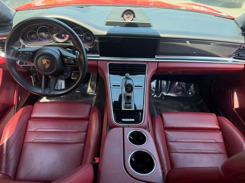 Used 2023 Porsche Panamera 4S w/ Premium Package image 41