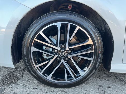 Used 2025 Toyota Camry XLE image 15