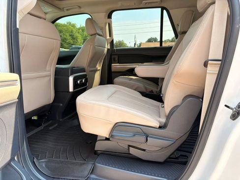 Used 2022 Ford Expedition Max Limited AWD/4WD image 15