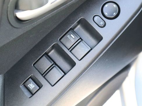 Used 2012 MAZDA MAZDA3 i Sport image 24