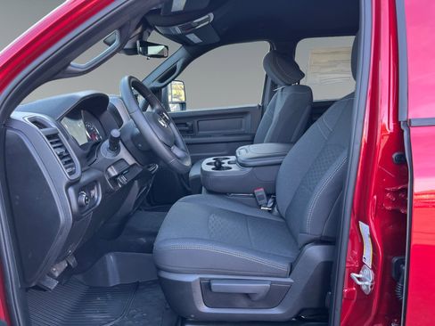 New 2026 RAM 2500 Tradesman AWD/4WD image 9