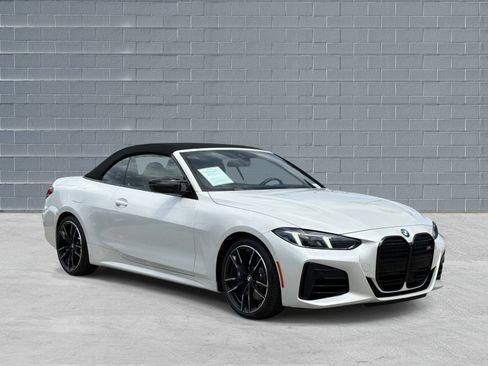 Used 2026 BMW M440i Convertible RWD image 2