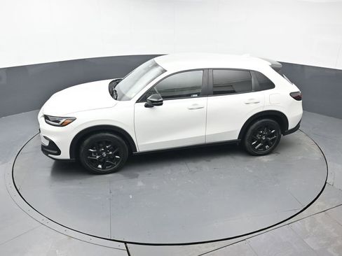 Certified 2023 Honda HR-V Sport image 38