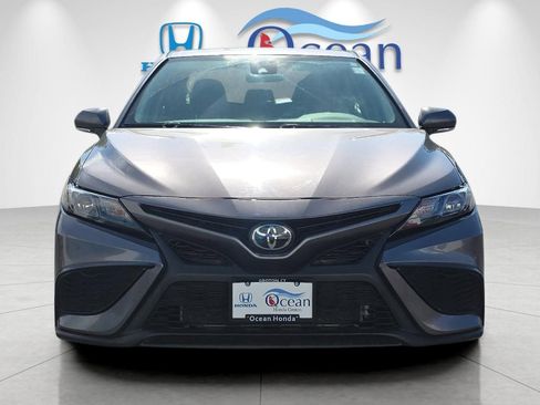 Used 2023 Toyota Camry SE FWD image 8
