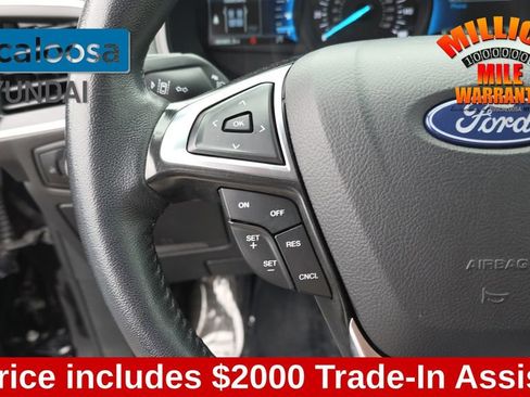 Used 2024 Ford Edge SEL AWD/4WD image 17