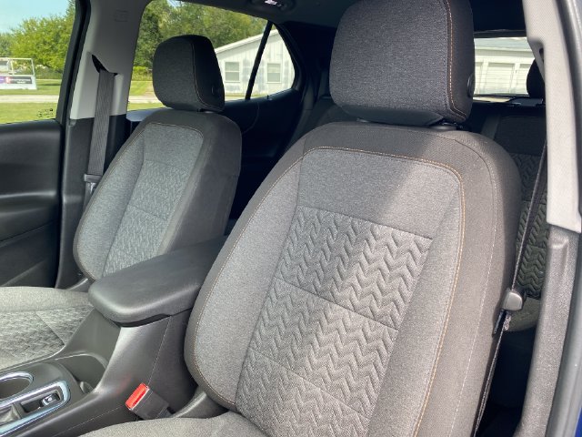 Used 2023 Chevrolet Equinox LT FWD image 16