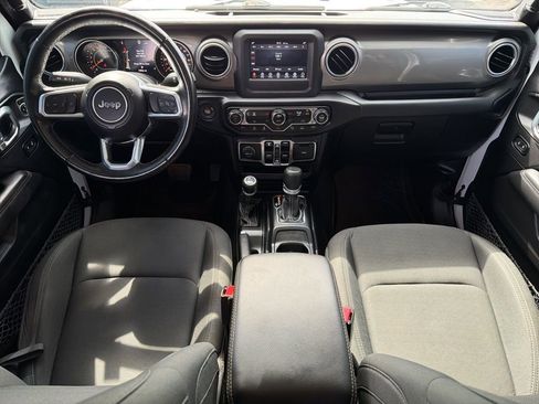 Used 2021 Jeep Gladiator Overland w/ Safety Group image 23