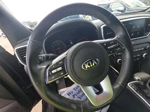 Used 2021 Kia Sportage S image 10