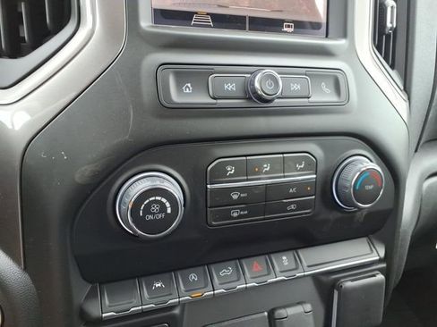New 2026 Chevrolet Silverado 1500 W/T AWD/4WD image 18