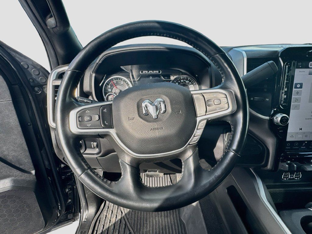 Used 2023 RAM 3500 Big Horn w/ Level 2 Equipment Group AWD/4WD image 9