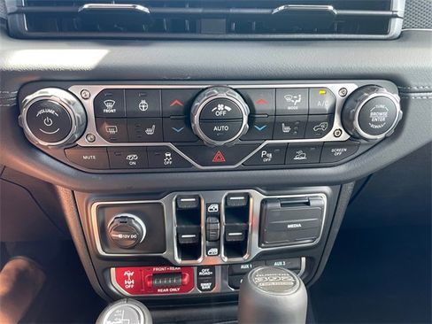 New 2025 Jeep Wrangler Unlimited Rubicon 392 image 23