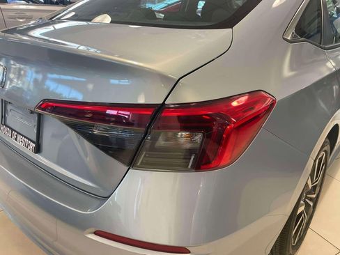 Certified 2023 Honda Civic EX image 8