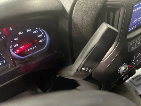 Used 2021 Chevrolet Silverado 1500 Custom image 20