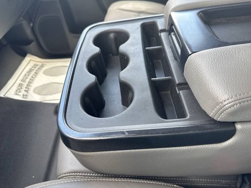 Used 2018 Chevrolet Silverado 1500 LT w/ All Star Edition AWD/4WD image 31