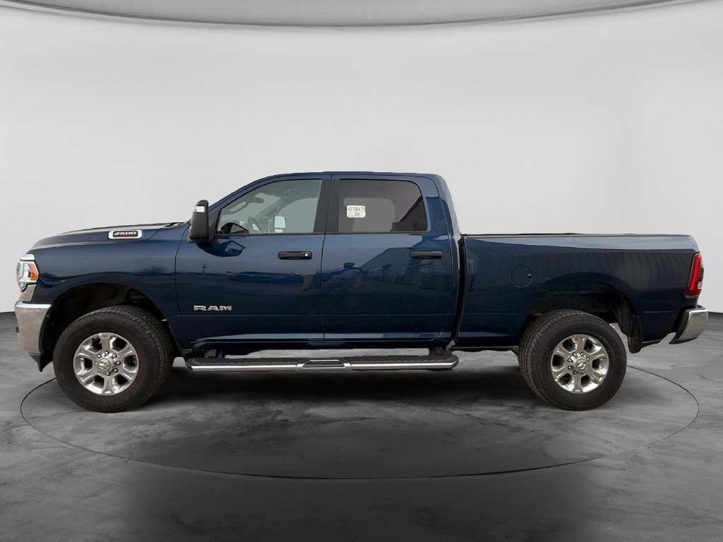 Used 2024 RAM 2500 Big Horn w/ Level 2 Equipment Group AWD/4WD image 5