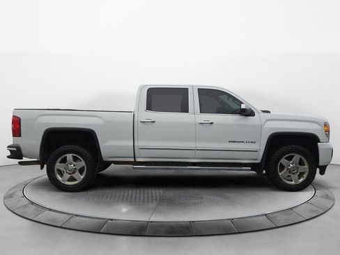 Used 2015 GMC Sierra 2500 Denali image 12