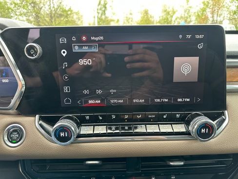 Used 2024 GMC Canyon Denali AWD/4WD image 40