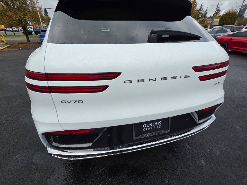 Used 2026 Genesis GV70 2.5T AWD/4WD image 16
