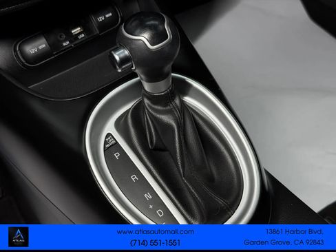 Used 2018 Kia Soul FWD image 31