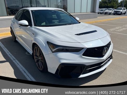 Used 2025 Acura Integra Type S FWD image 3