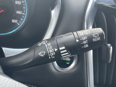 Used 2019 Chevrolet Traverse Premier AWD/4WD image 18