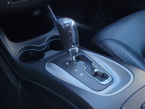 Used 2015 Dodge Journey R/T w/ Flexible Seating Group image 29