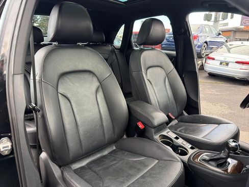 Used 2016 Audi Q3 2.0T Premium Plus w/ Technology Package image 17