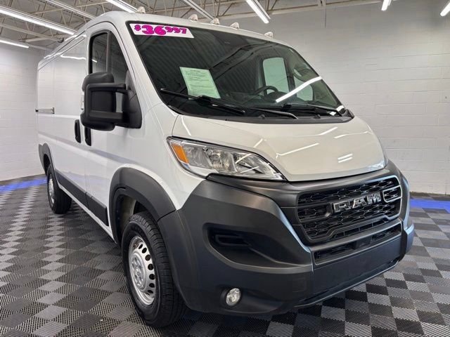 Used 2025 RAM ProMaster 2500 w/ Convenience Group FWD image 11