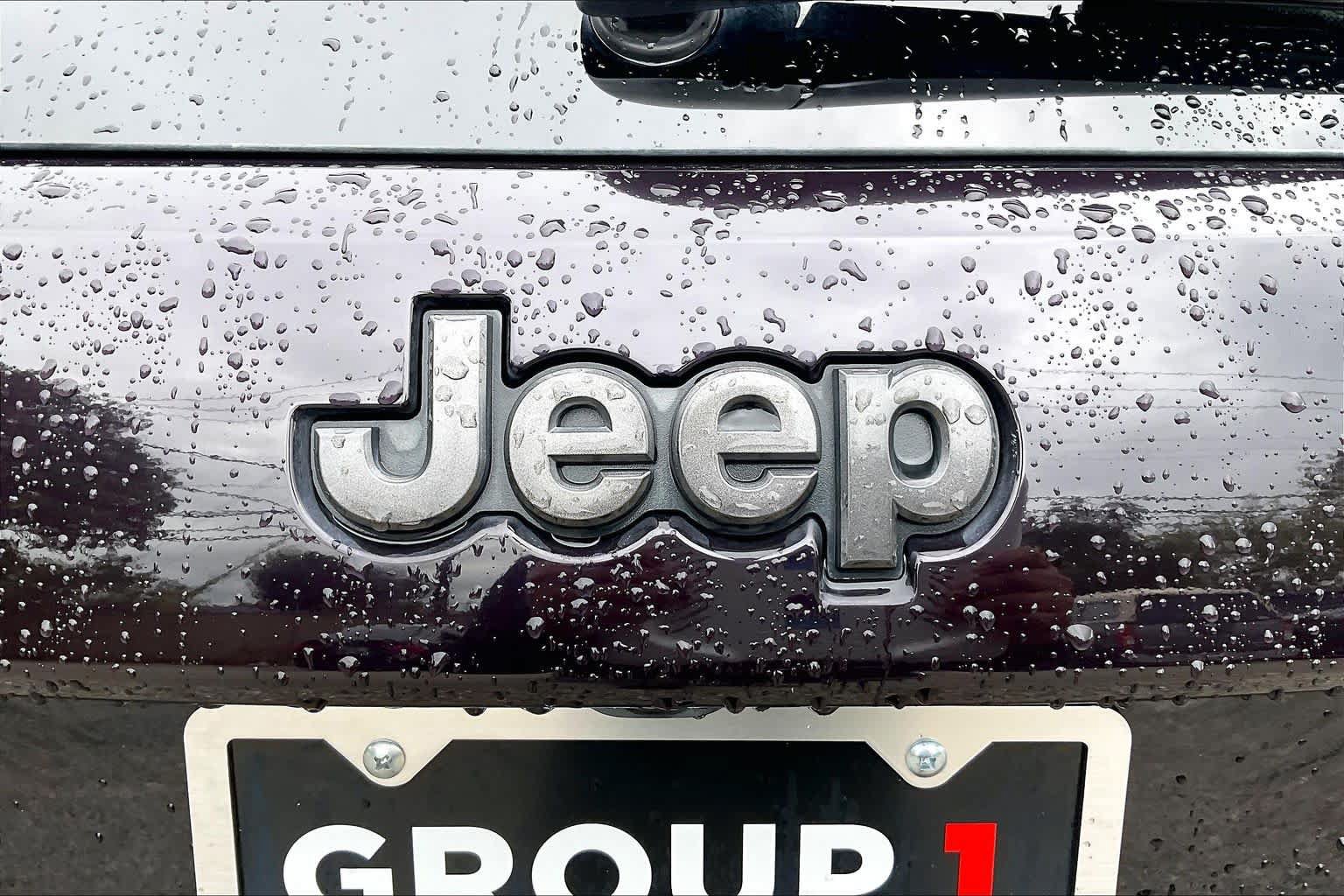 Used 2018 Jeep Grand Cherokee High Altitude AWD/4WD image 29