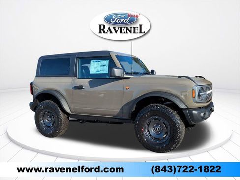 New 2025 Ford Bronco Badlands w/ Sasquatch Package image 1